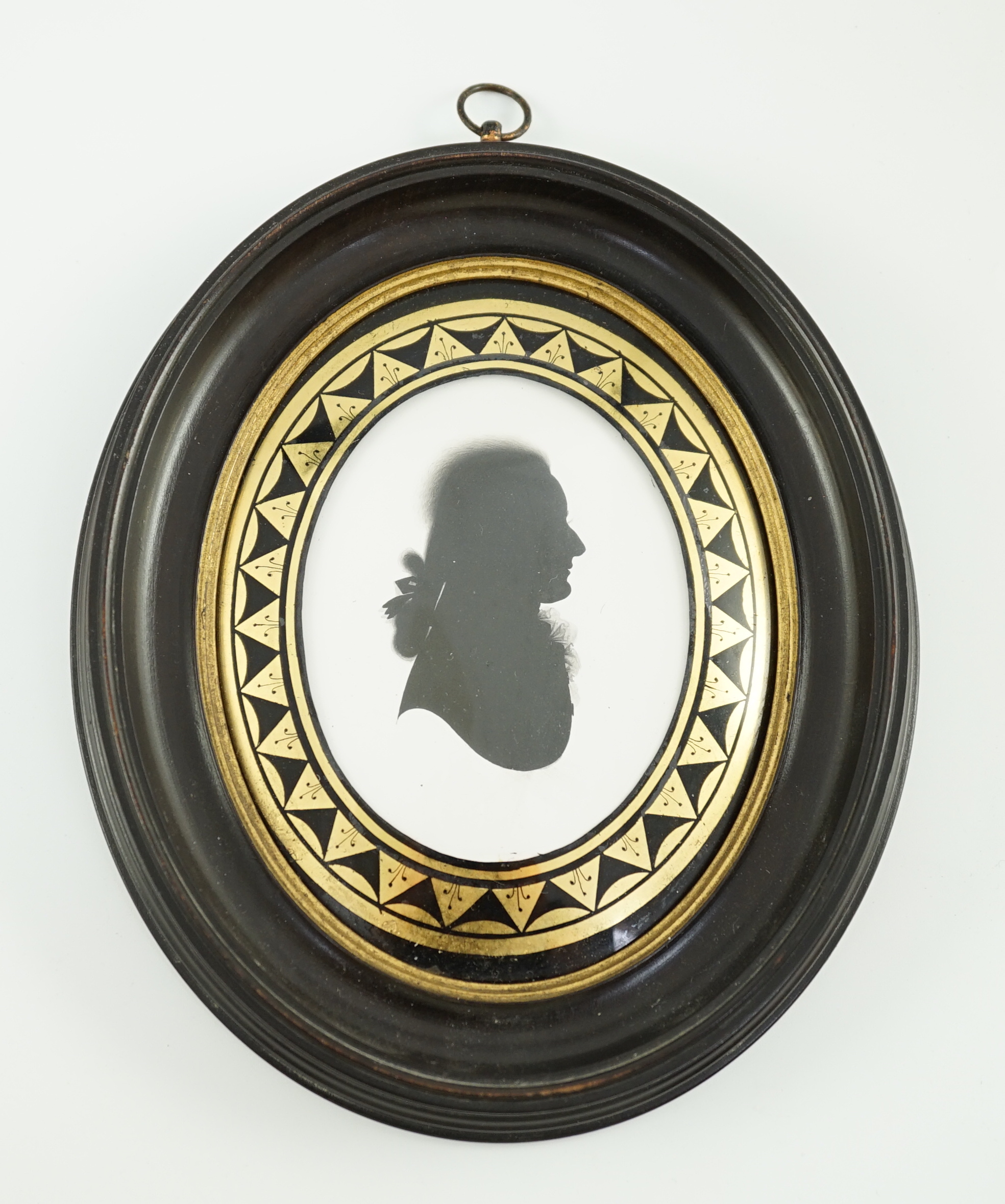 John Miers (1756-1821), Silhouette of a gentleman, painted plaster, 8.8 x 7cm.